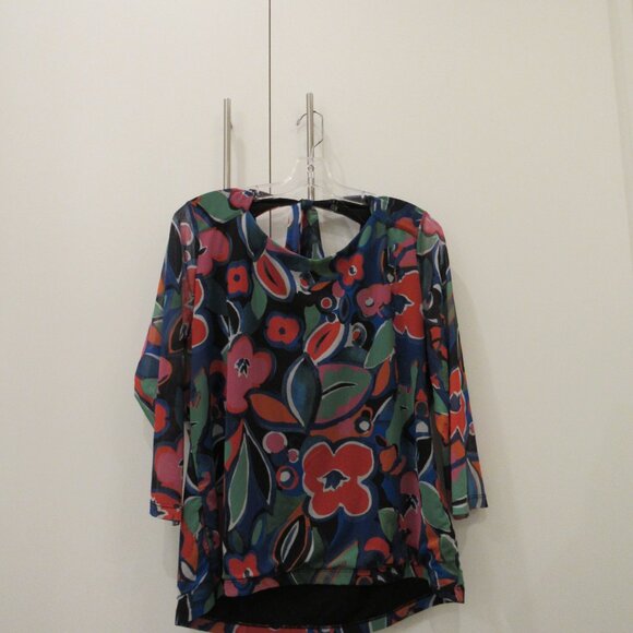 RIU Flowery Blouse Top - Picture 2 of 7